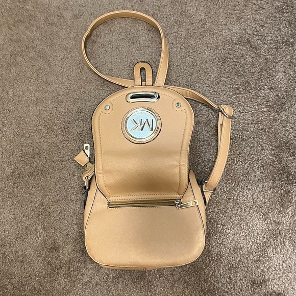 Purse - Picture 5 of 7